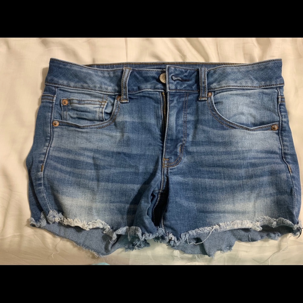 American eagle shorts!